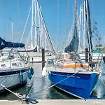 Bateau-hôtel Hausboot Sutje *