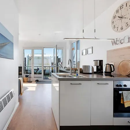 Hausboot Sutje Πλωτό κατάλυμα Großenbrode