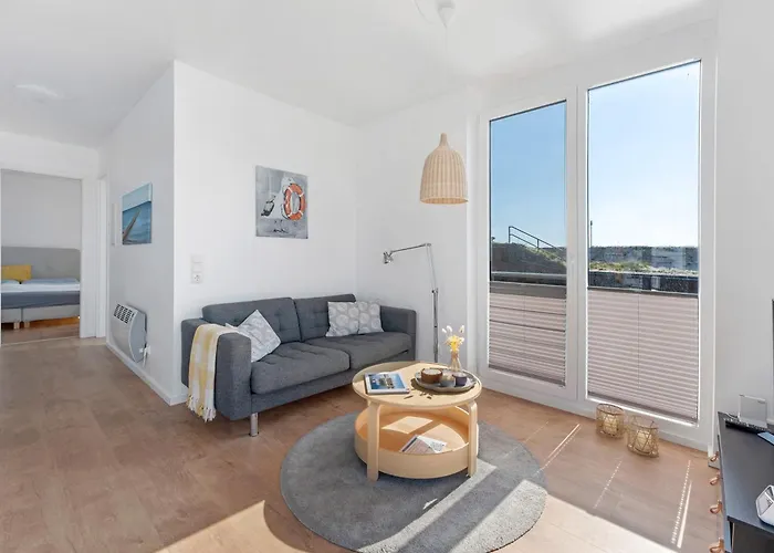 Hausboot Sutje Πλωτό κατάλυμα