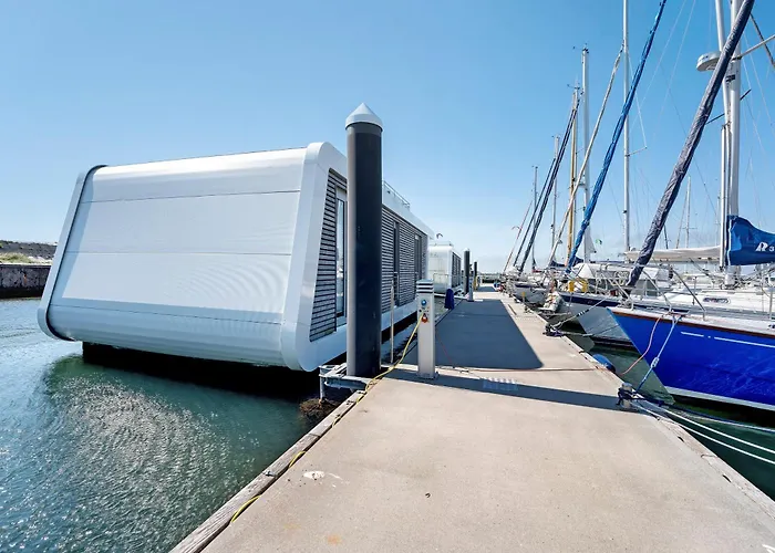 Hausboot Sutje Πλωτό κατάλυμα Großenbrode